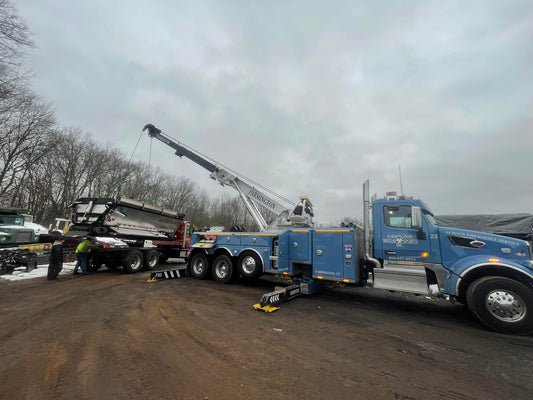 FALCON Livebottom Truck Body Installation